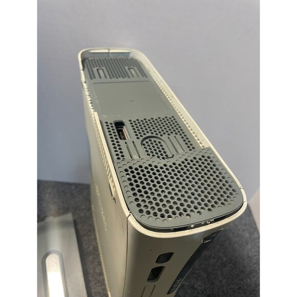 Microsoft Xbox 360 HDMI Console For Parts or Repair - Picture 5 of 14